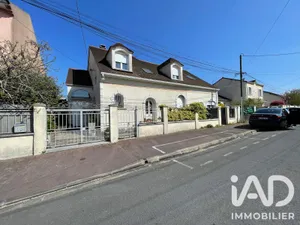 Traditional house in Tremblay-en-France (93290)