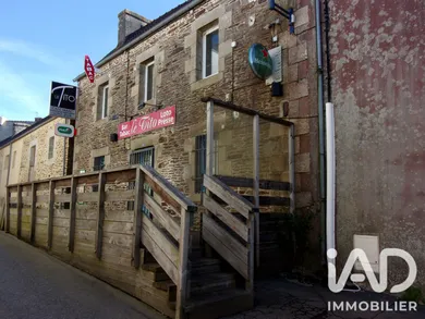 Boutique/Local commercial à Plougonven (29640)