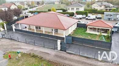 Pavillon à Dogneville (88000)