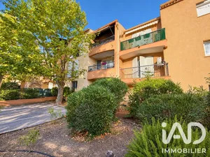 Apartment in Cogolin (83310)