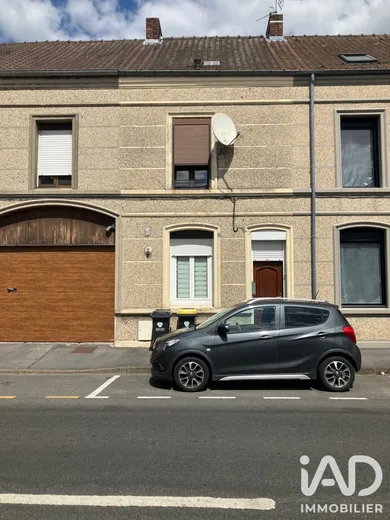 Townhouse in Saint-Amand-les-Eaux (59230)