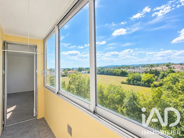 Appartement 4 pièces 66 m² · à Pont-Saint-Esprit · 66 m² · 50 000 €