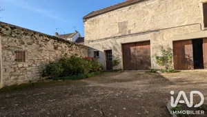 Townhouse in Flins-sur-Seine (78410)
