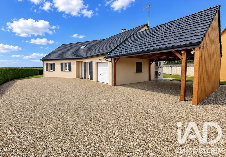 Maison 6 pièces 155 m² · à Ambrault · 155 m² · 240 000 €