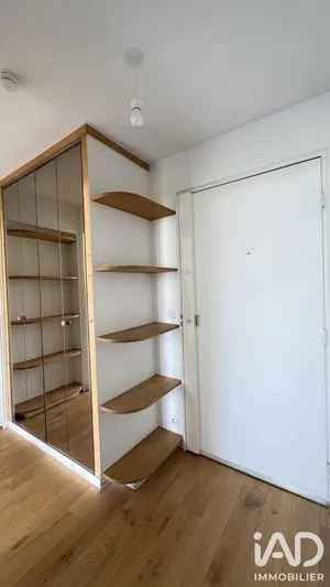 Apartment in Asnières-sur-Seine (92600)
