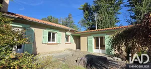 Maison d'architecte à Bours (65460)