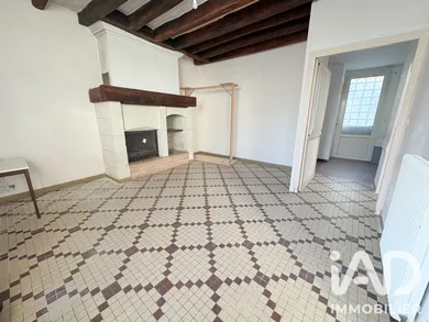 Maison de village à Brain-sur-Allonnes (49650)