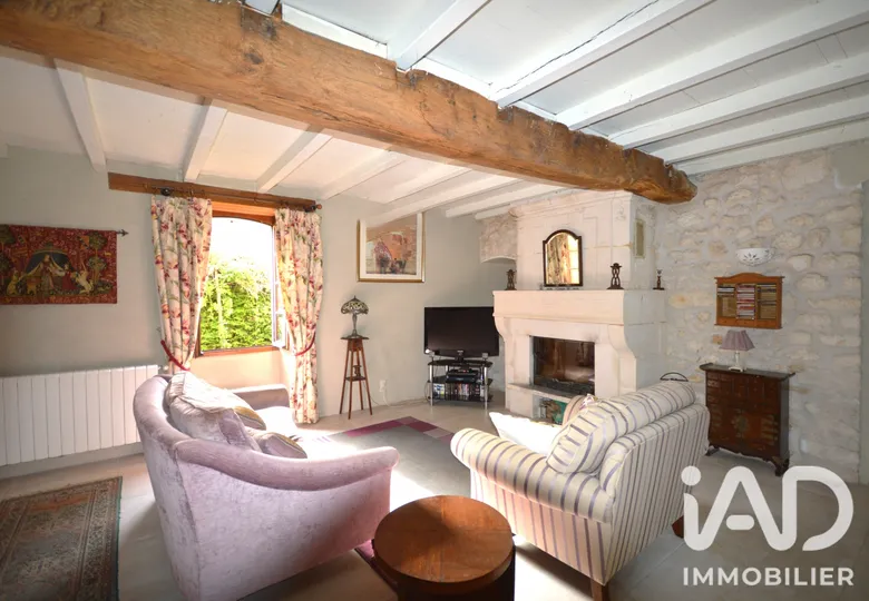 Maison 6 pièces 175 m² · à Varzay · 175 m² · 265 000 €