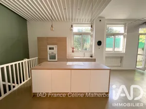 Apartment in Chatou (78400)