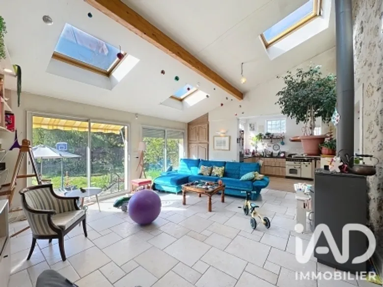 Maison 7 pièces 167 m² · à Brie-Comte-Robert · 167 m² · 480 000 €