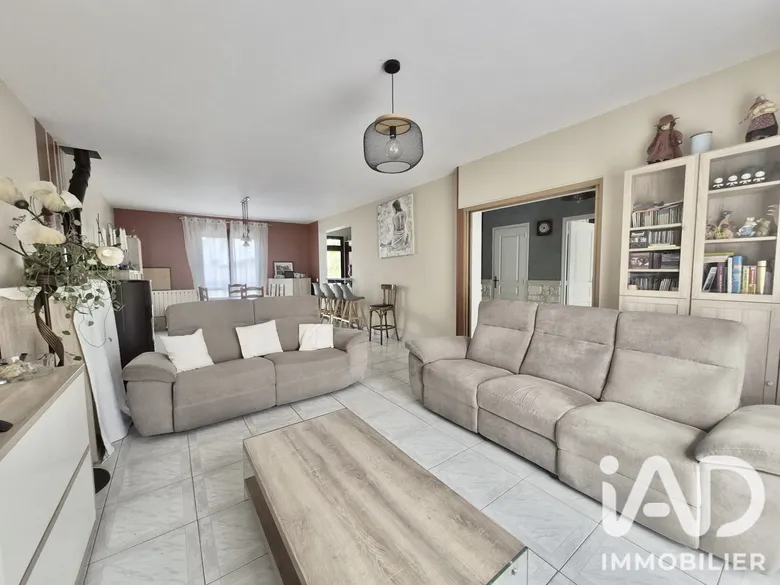 Maison 6 pièces 230 m² · à Villejuif · 230 m² · 750 000 €