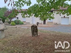 Maison de campagne à Saint-Vivien-de-Monségur (33580)