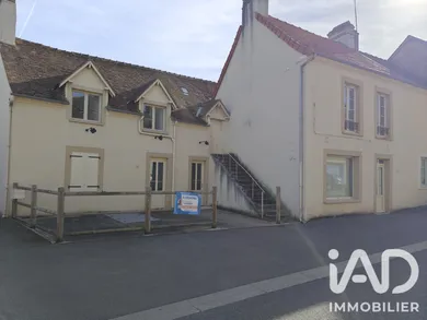Maison à Bourg-le-Roi (72610)
