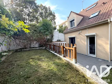 Maison à Nanterre (92000)