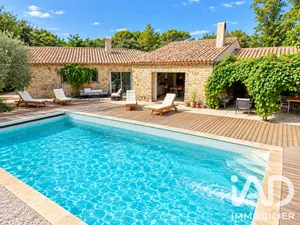 Maison d'architecte à Lorgues (83510)