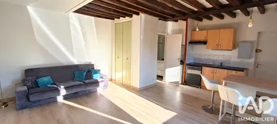 Studio à Les Essarts-le-Roi (78690)