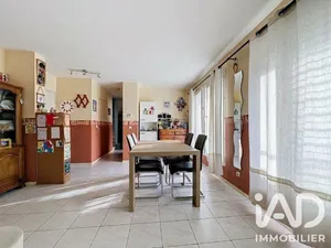 Apartment in Achères (78260)