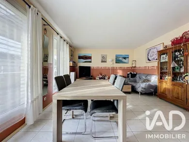 Apartment in Achères (78260)