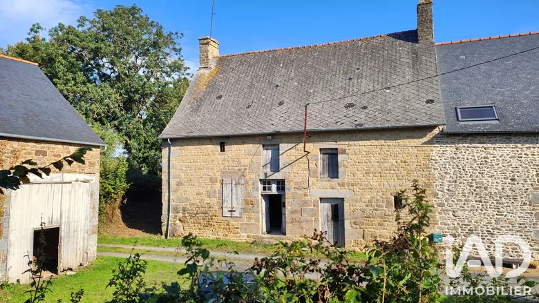 Maison 4 pièces 140 m² · à Sens-de-Bretagne · 140 m² · 80 000 €