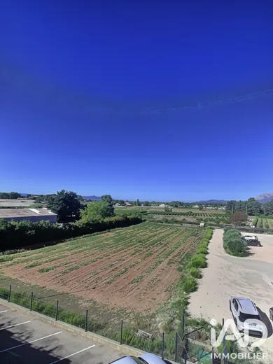 Murs commerciaux à Pourrières (83910)