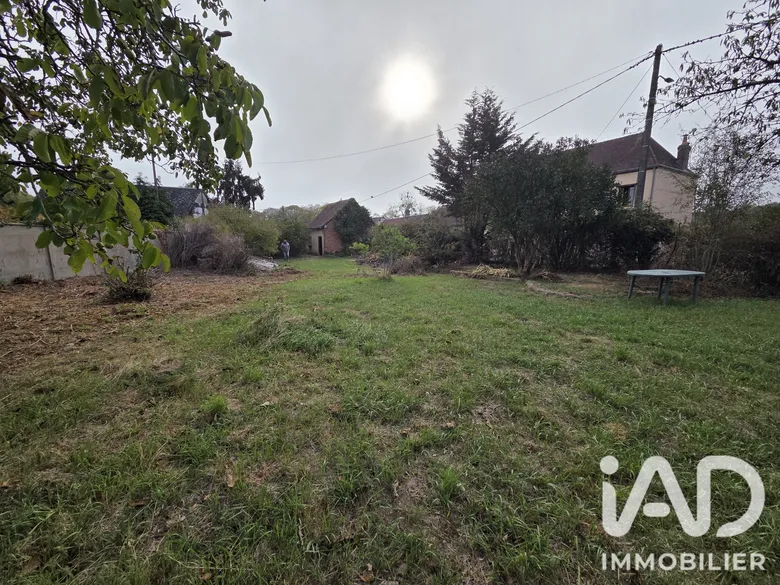 Terrain à bâtir à Illiers-Combray (28120) · 40 000 €