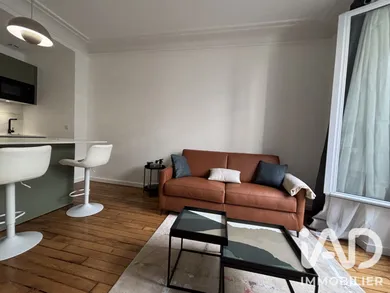 Apartment in Paris (75015)