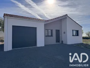 House in La Châtaigneraie (85120)