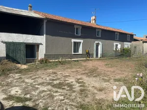Maison à Mazeuil (86110)