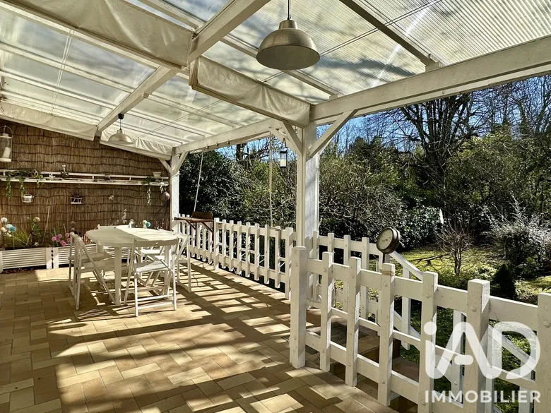 Maison 5 pièces 97 m² · à Mériel · 97 m² · 340 000 €