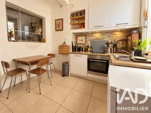 Appartement à Hyères (83400)