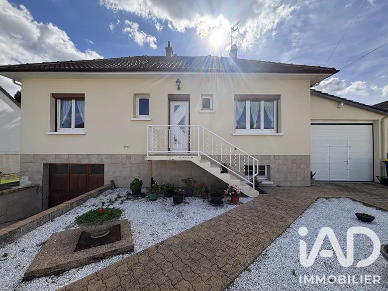Maison 3 pièces 92 m² · à Courville-sur-Eure · 92 m² · 180 000 €