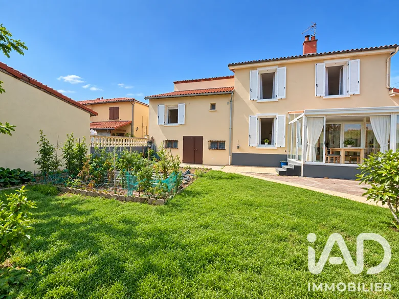 Maison 4 pièces 106 m² · à Clermont-Ferrand · 106 m² · 260 000 €