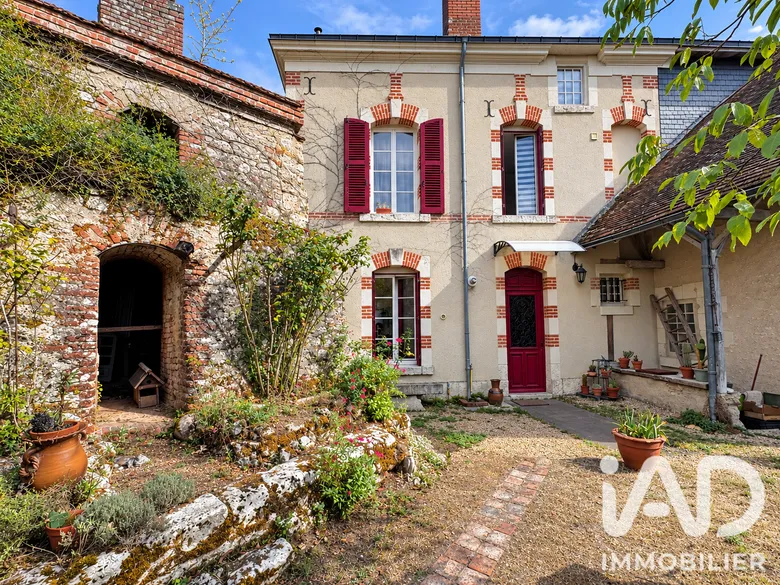 Maison 3 pièces 140 m² · à Selles-sur-Cher · 139,6 m² · 174 000 €