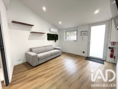 Boutique/Local commercial à Francheville (69340)