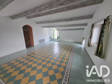 Appartement à Vézénobres (30360)