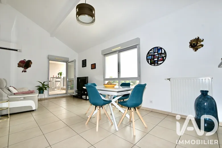 Appartement 3 pièces 74 m² · à Décines-Charpieu · 74 m² · 249 000 €