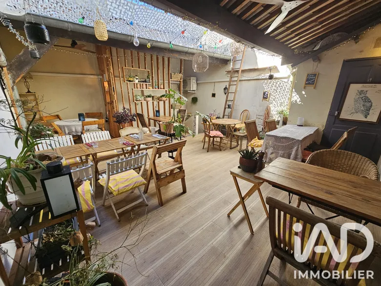 Maison 6 pièces 194 m² · à Pont-Saint-Esprit · 194 m² · 230 000 €