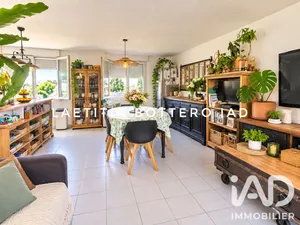 Apartment in Toulon (83000)