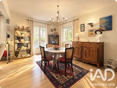 Maison traditionnelle à Veigné (37250)