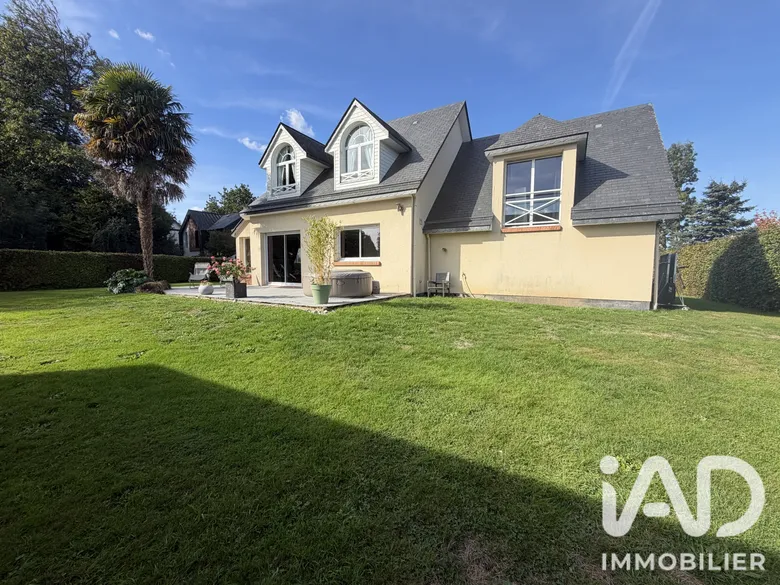 Maison 6 pièces 152 m² · à Saint-Martin-du-Vivier · 152 m² · 520 000 €