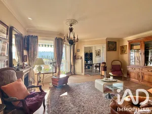 Appartement à Fresnes (94260)