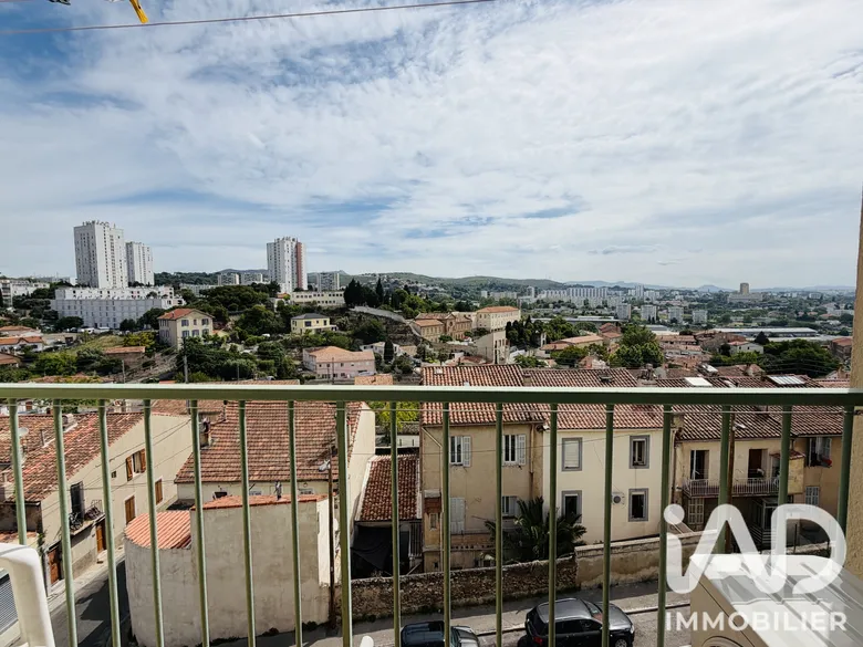 Appartement 3 pièces 52 m² · à Marseille · 52 m² · 90 000 €