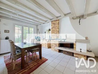 Maison à Le Châtelet-en-Brie (77820)
