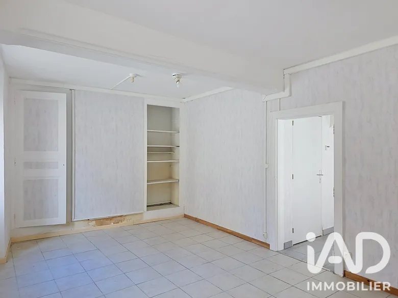 Maison 4 pièces 98 m² · à Barbonne-Fayel · 98 m² · 95 000 €