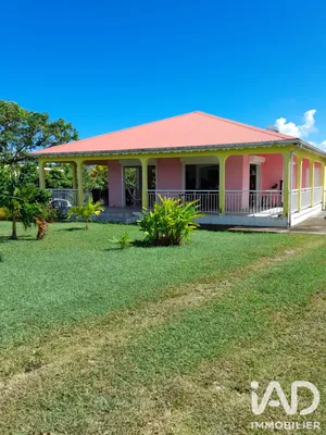 Maison traditionnelle à Sainte-Anne (97180)