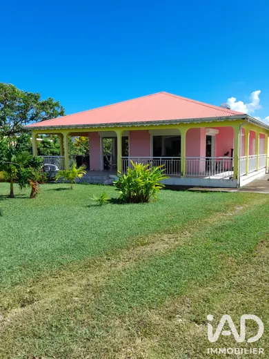Maison traditionnelle à Sainte-Anne (97180)