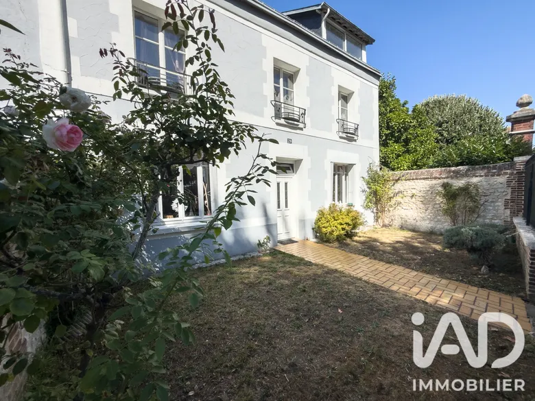 Maison 6 pièces 132 m² · à Oissel-sur-Seine · 132 m² · 299 000 €