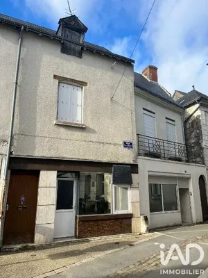 Maison de ville à Sainte-Maure-de-Touraine (37800)