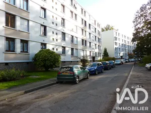 Apartment in Ablon-sur-Seine (94480)