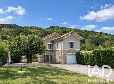 Maison à Mariac (07160)